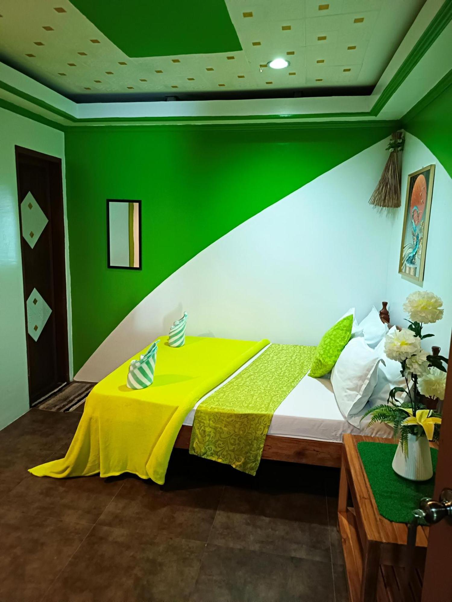Milvir Tourist Inn 爱妮岛 外观 照片