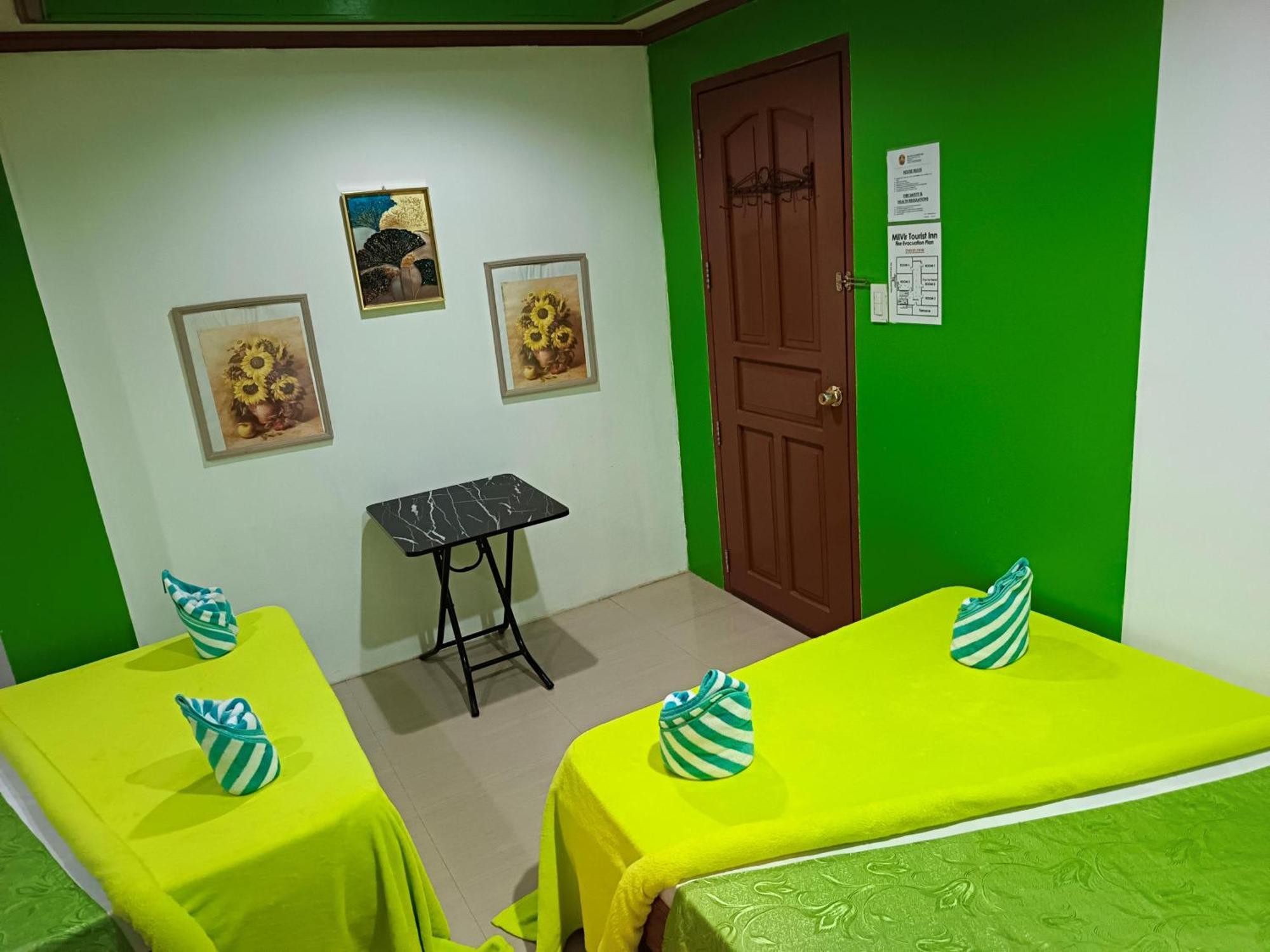 Milvir Tourist Inn 爱妮岛 外观 照片